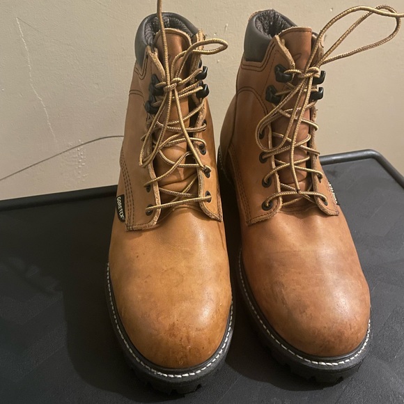 Red wing insulated boots size 8 - Picture 2 of 11